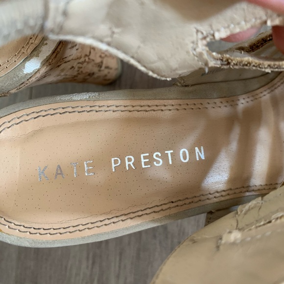 Late Preston Cream Nude Wedge Heel Shoes Sz 9. B1 - Picture 6 of 9